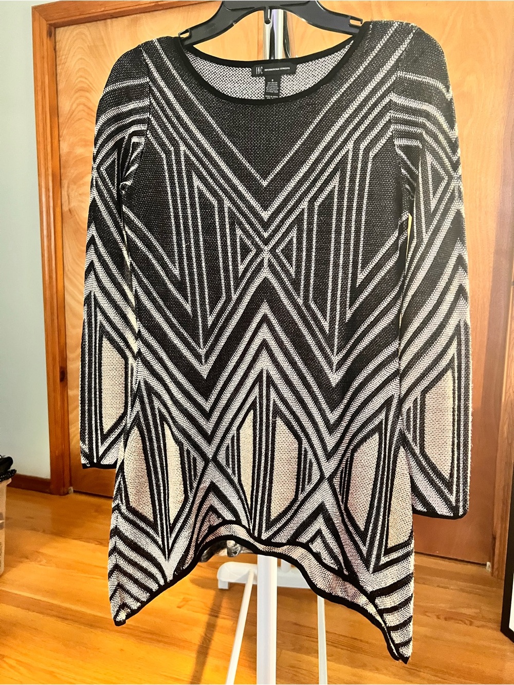 INC International Concepts Black and Cream Knit Sweater Top